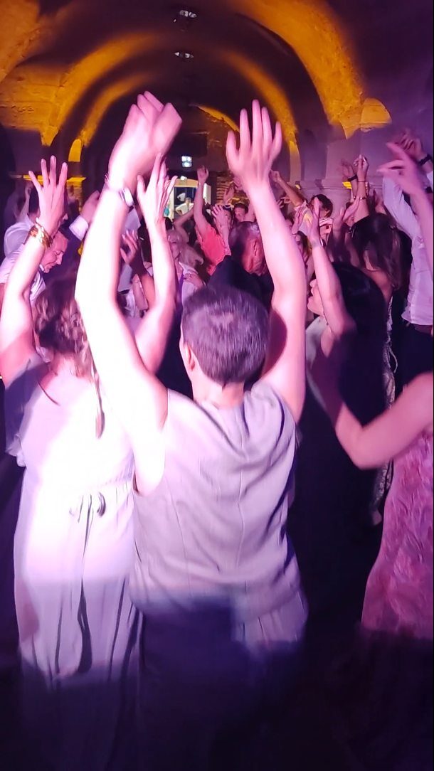 Merci L&J 🎉 Une très belle journée et soirée jusque tard dans la nuit 🌃 Sonorisation de la cérémonie Laïque Sonorisatio…